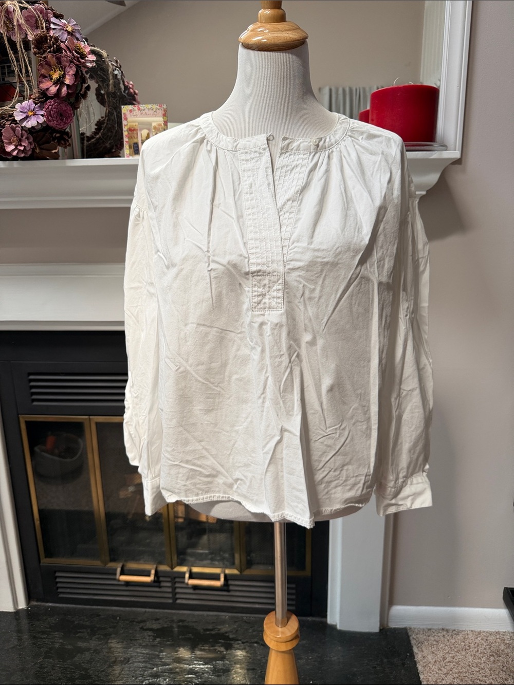 Banana Republic White Peasant Blouse with Pintuck Placket